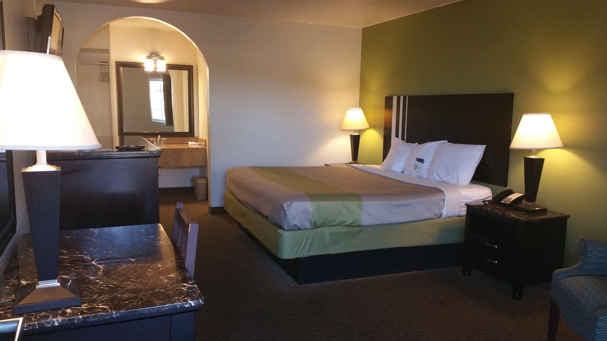 Oyo Hotel Lafayette La I-10 & University Ngoại thất bức ảnh