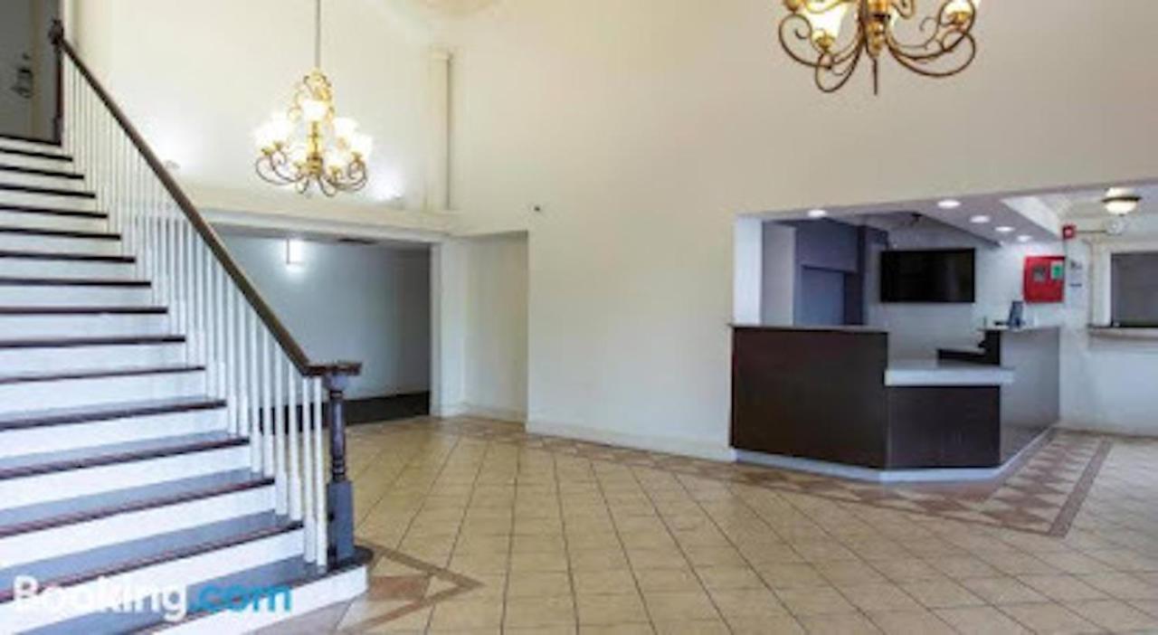 Oyo Hotel Lafayette La I-10 & University Ngoại thất bức ảnh